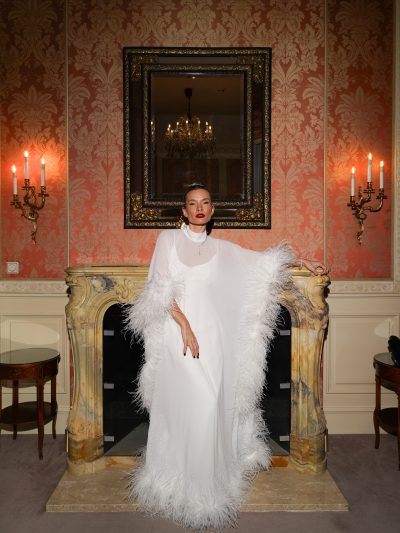 White SWAN Set